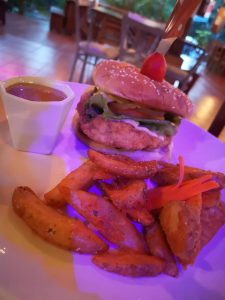 104639879 1150059252019270 634091023976989687 n 225x300