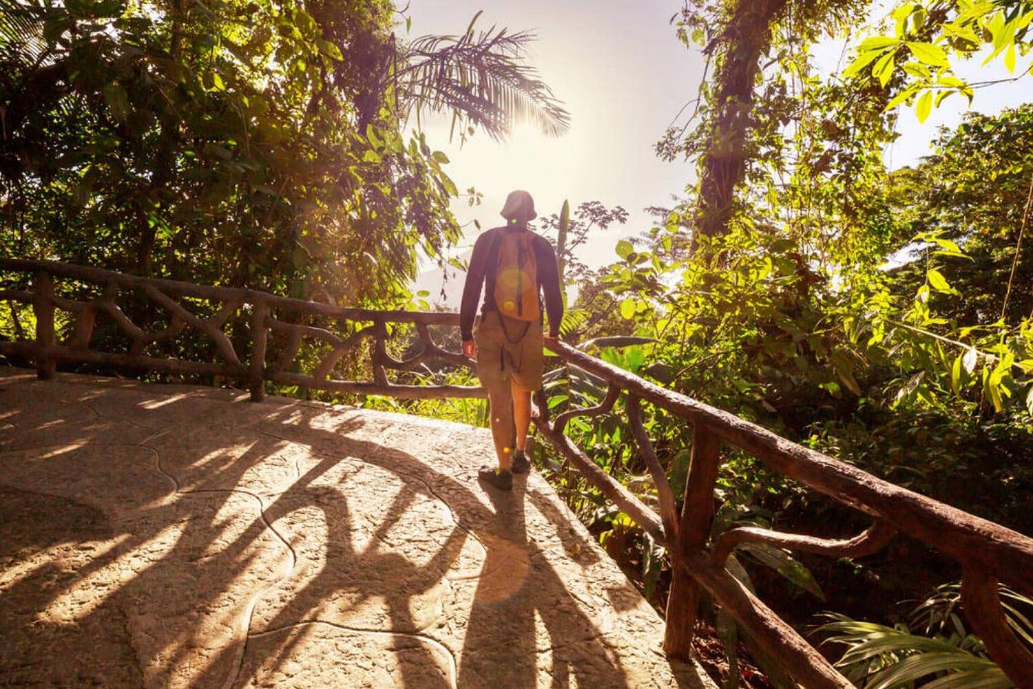 Hiking-in-Costa-Rica