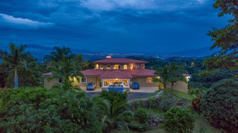 Luxury Homes Costa Rica Real Estate Consultant 768x432